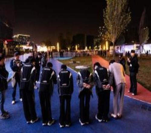 Complexity 在决赛中击败 Wildcard，获得了 PGL Bucharest 2025 的名额