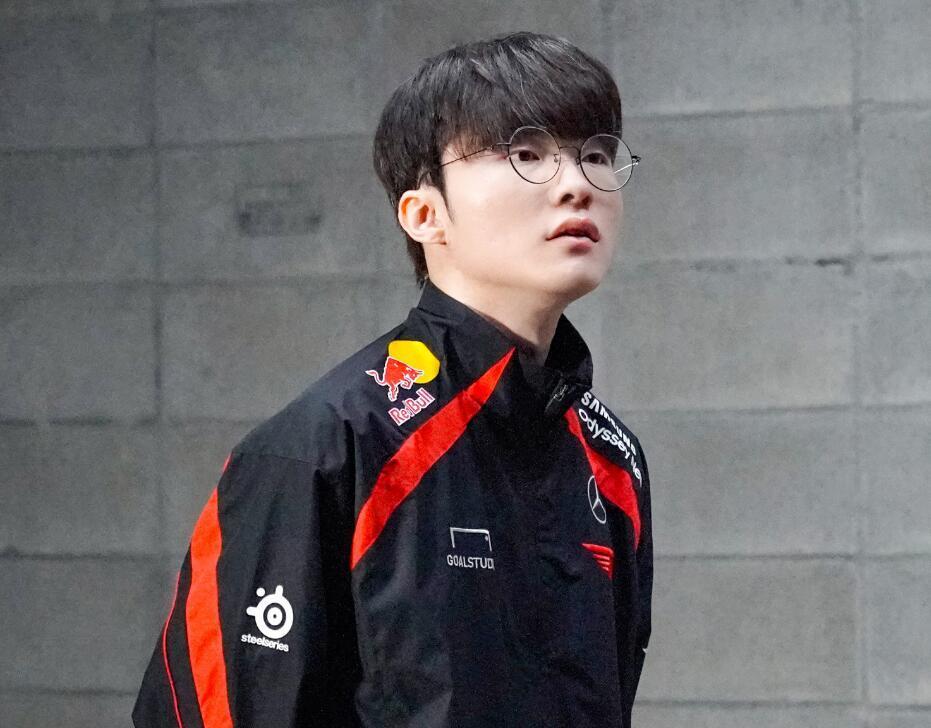 Fnatic 赢得了 2025 年布拉格征服赛：自 2022 年以来的第一个 lan 奖杯